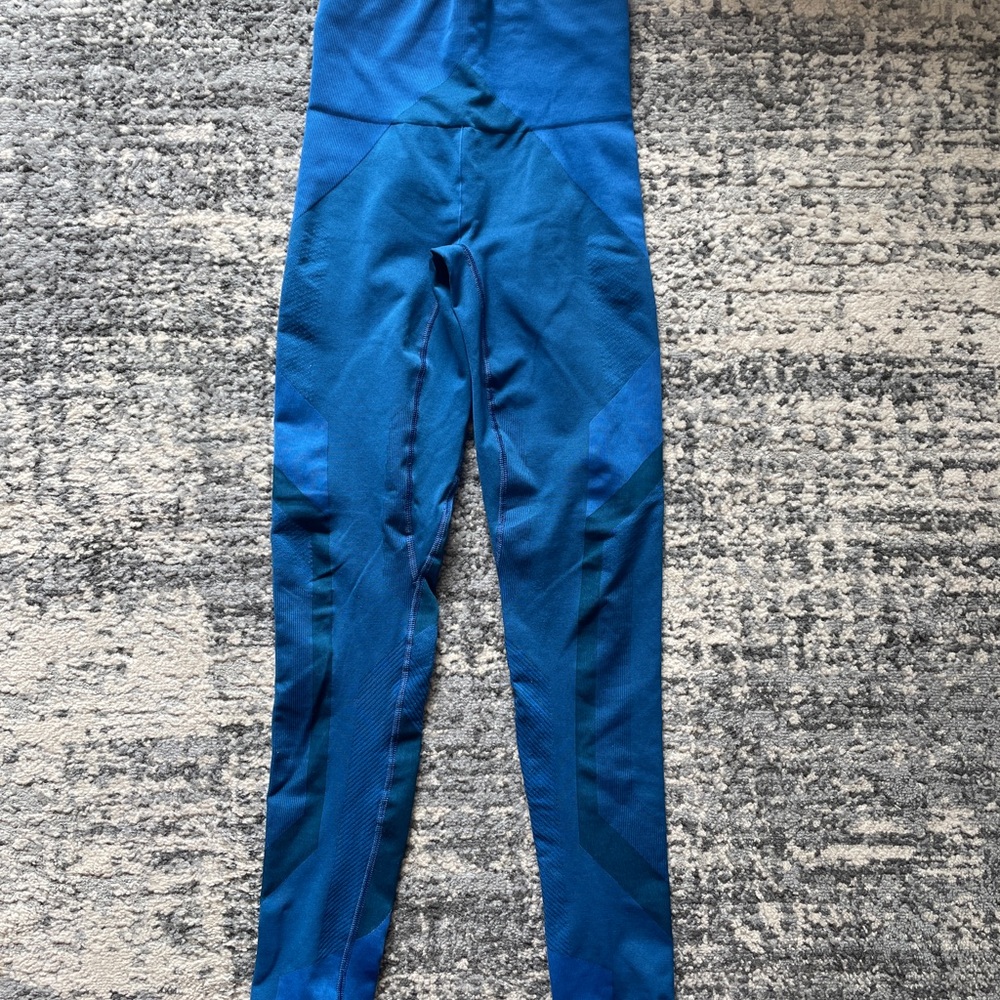 LNDR Vibrant Blue Leggings